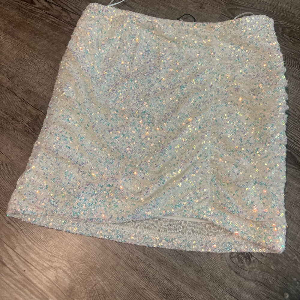 Sequin White Mini Pencil Skirt for Night Out
